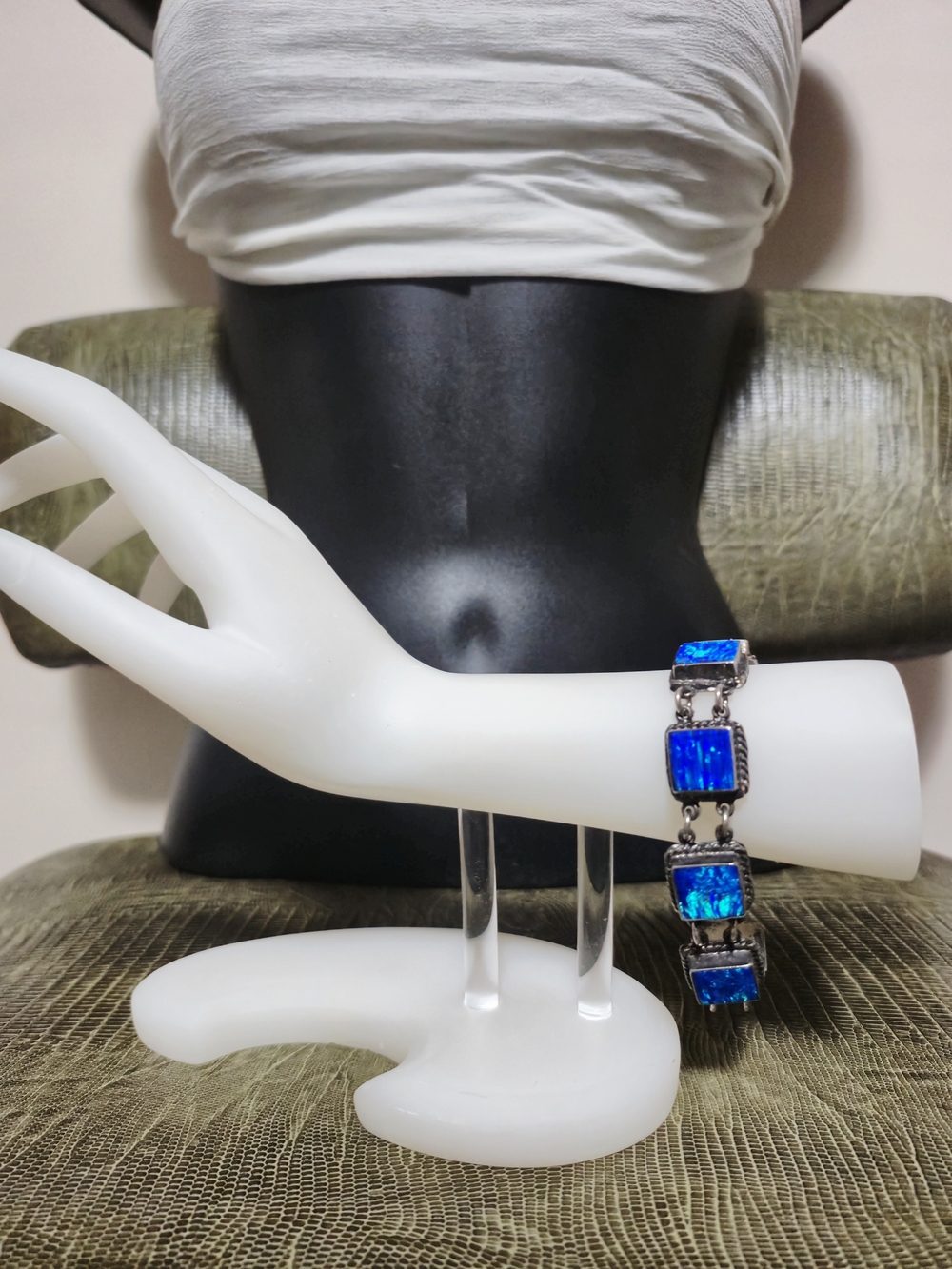Blue Opal Effect -Bracelet